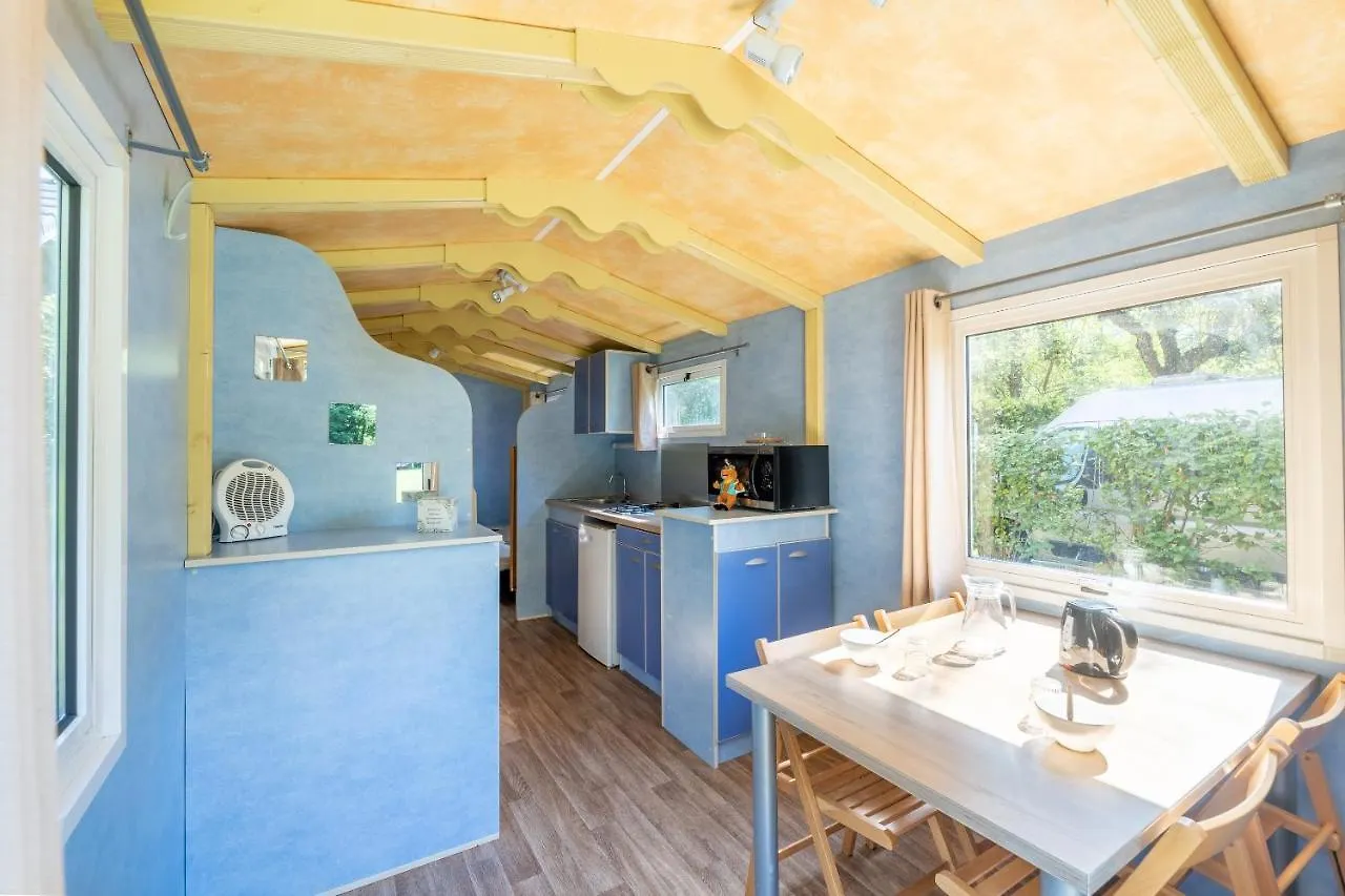 Campsite Camping Le Colporteur Hotel Le Bourg-d'Oisans