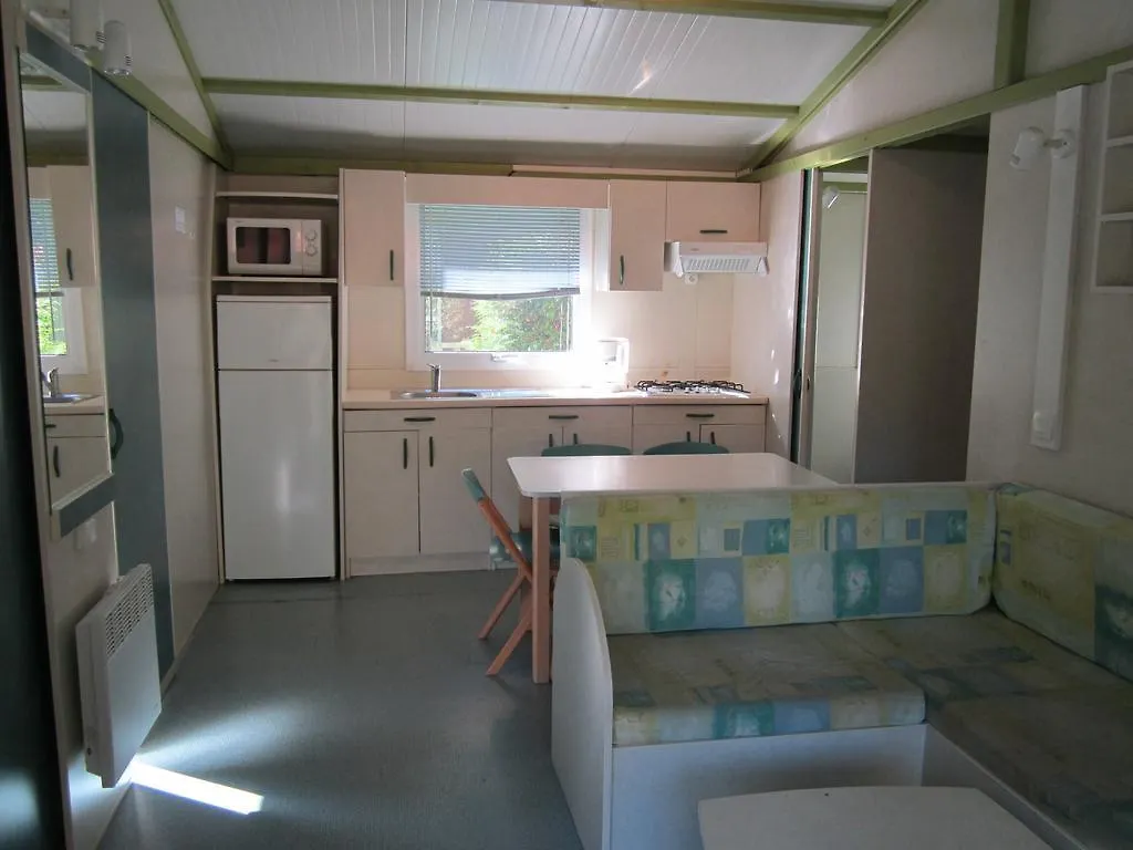Camping Le Colporteur Hotel Le Bourg-d'Oisans France